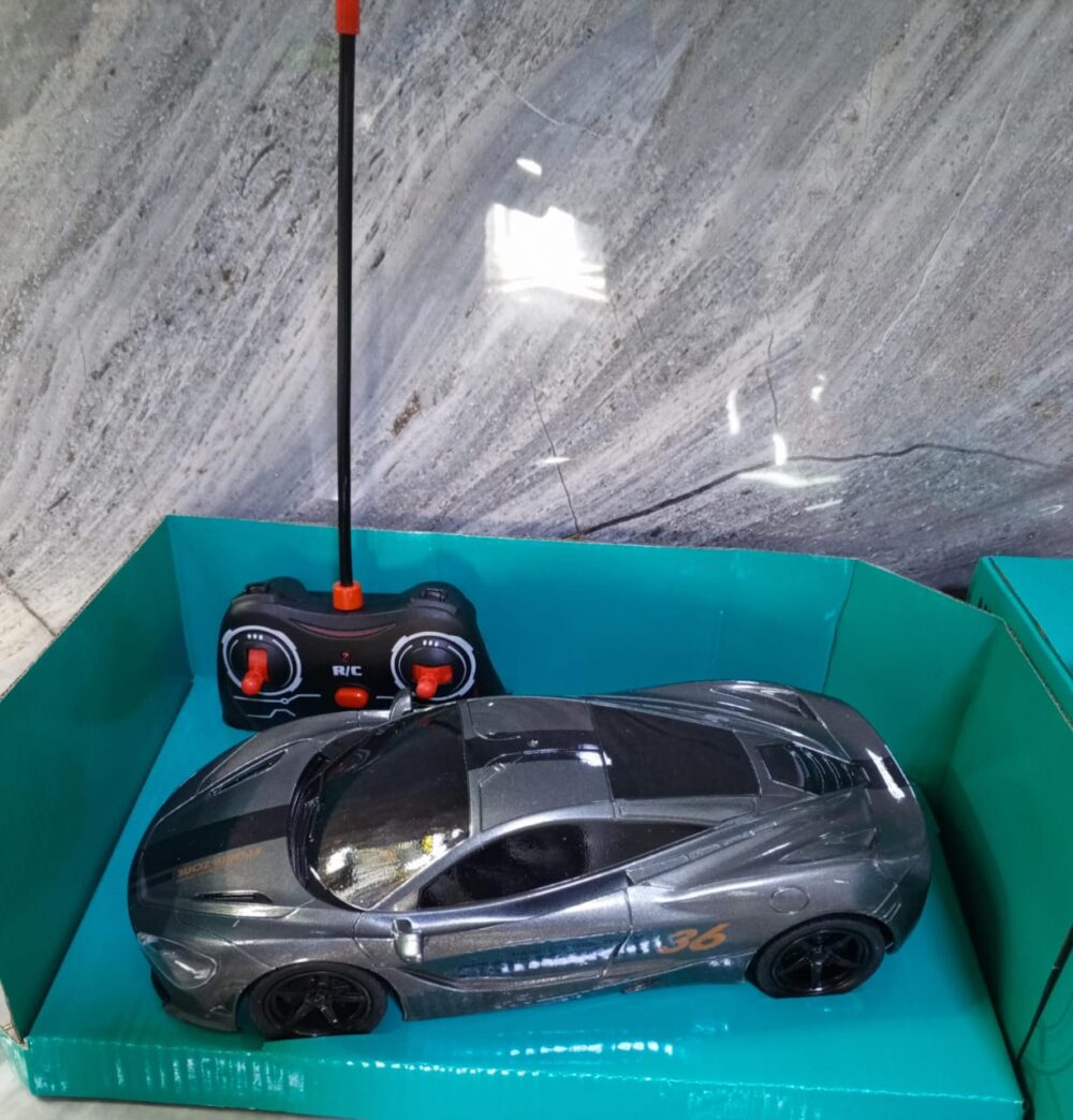 Remote Control Car [Medium] 3+Ages - Image 9