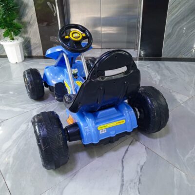 Go-kart Suitable for 2-7yrs Inbuilt music  6volts battery  Adaptor charger inclusive